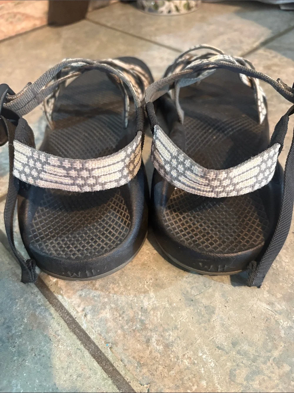 Womens Chaco Black Sandals with Beige and grey Patterned Straps